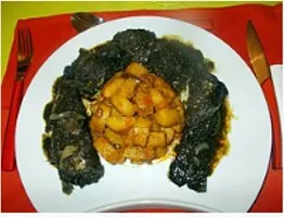 Mbongo Tjobi — La sauce d'ébène camerounaise
